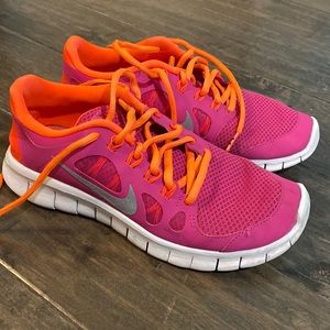 Clean , lightly used sneakers from a pet and smoke free home!